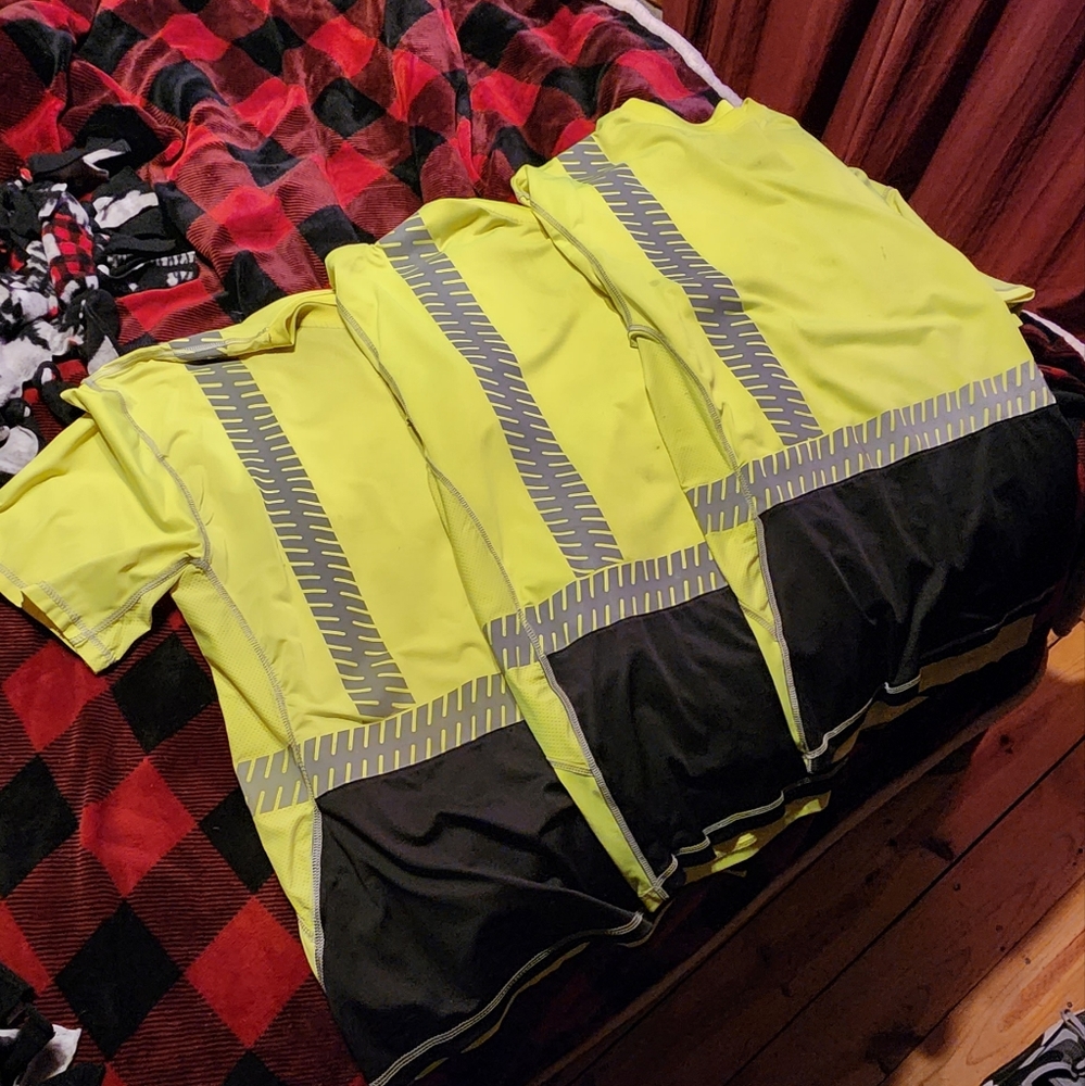 3 hivis work shirts
